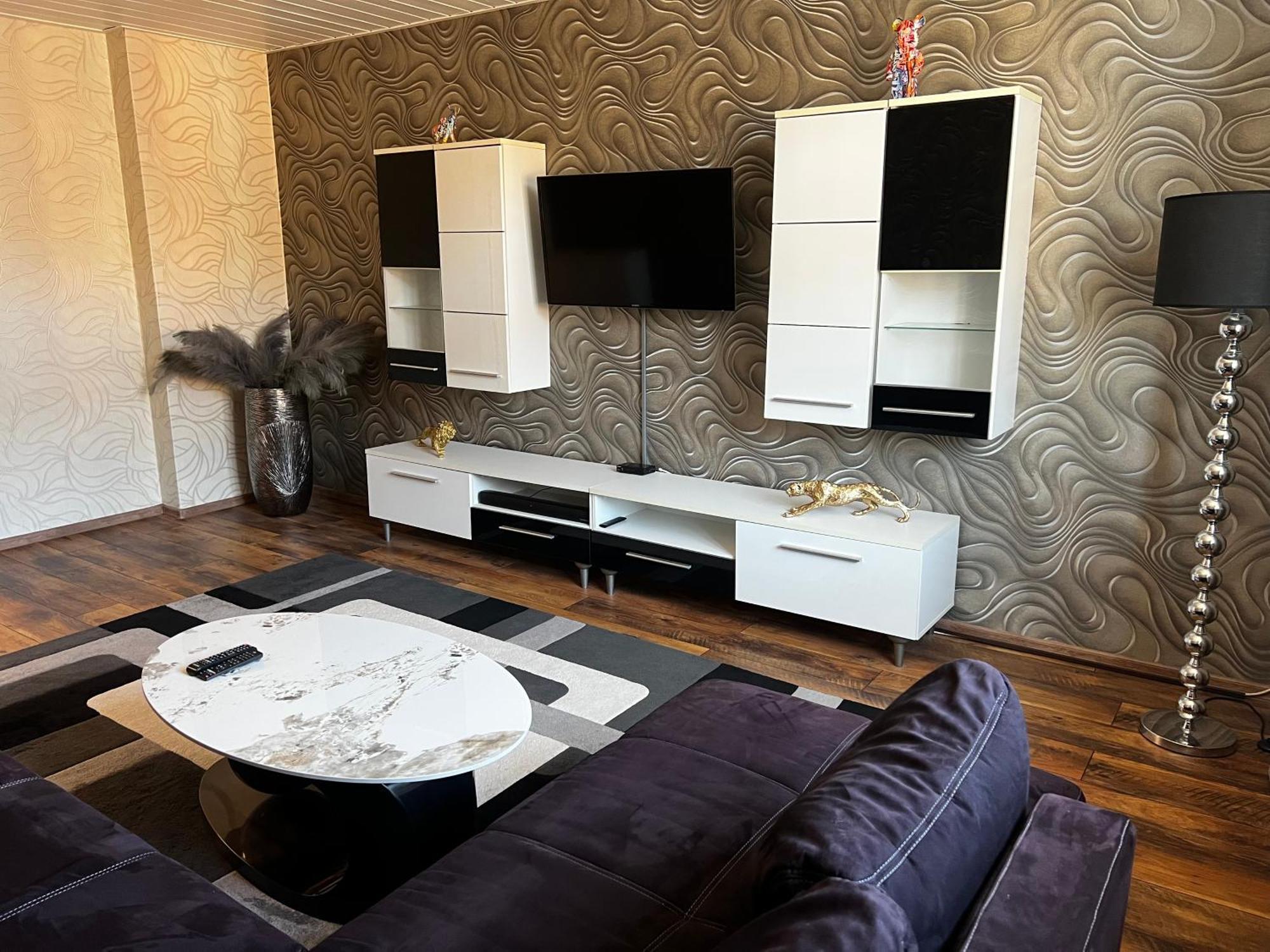 Schoenes City-Apartment Im Zentrum Mit Balkon 호프 외부 사진